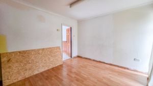 Photo 6- click for photo gallery